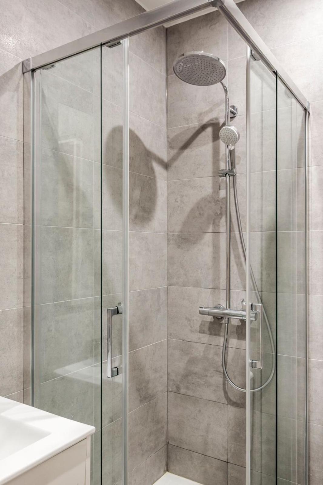Appartement Concorde, Rue Royale- 6 Places *